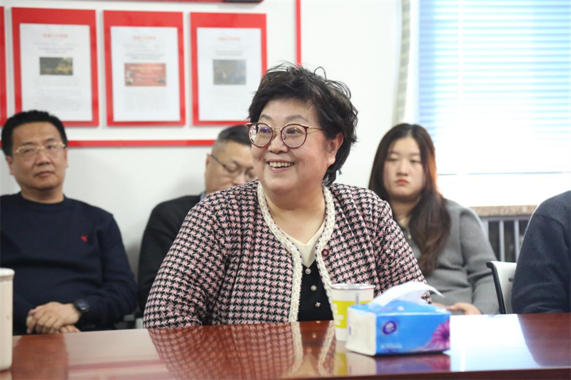 光辉岁月 感恩有你——研究出版社组织召开赵卜慧社长光荣退休欢送会 光辉岁月 感恩有你——研究出版社组织召开赵卜慧社长光荣退休欢送会