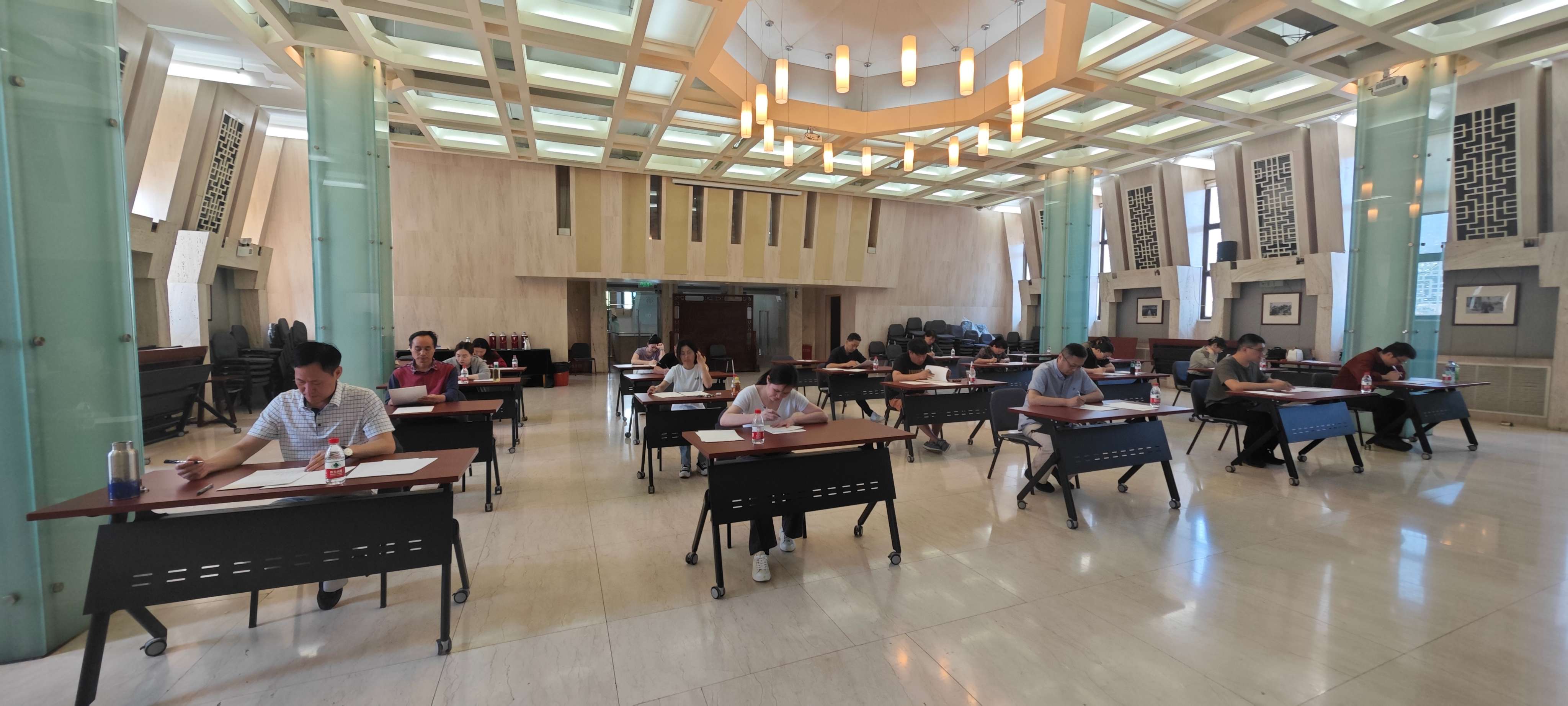 研究出版社有限公司举办第一届编校大赛